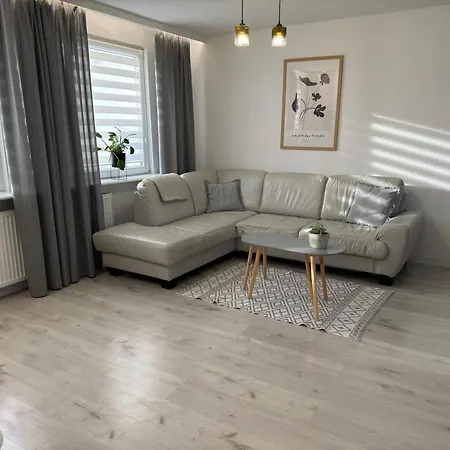 아파트 Kowalska Iii *