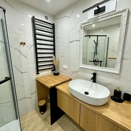 아파트 Kowalska Iii 코시에르지나